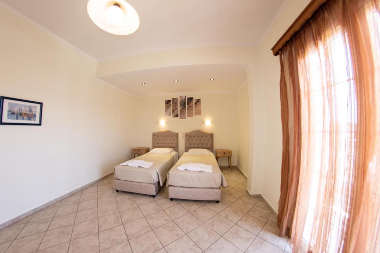 Kapetanios Apartments Agios Stefanos Avliotes  Bagian luar foto
