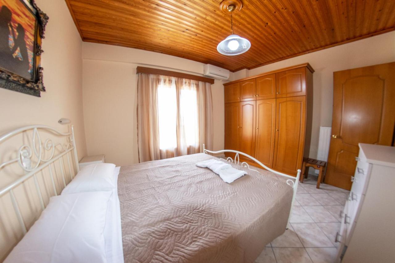 Kapetanios Apartments Agios Stefanos Avliotes  Bagian luar foto