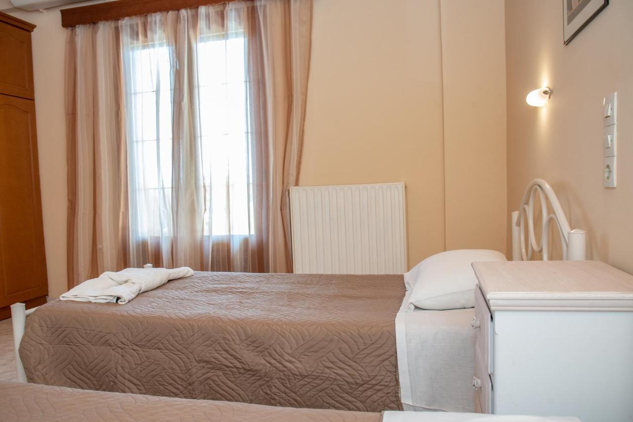 Kapetanios Apartments Agios Stefanos Avliotes  Bagian luar foto