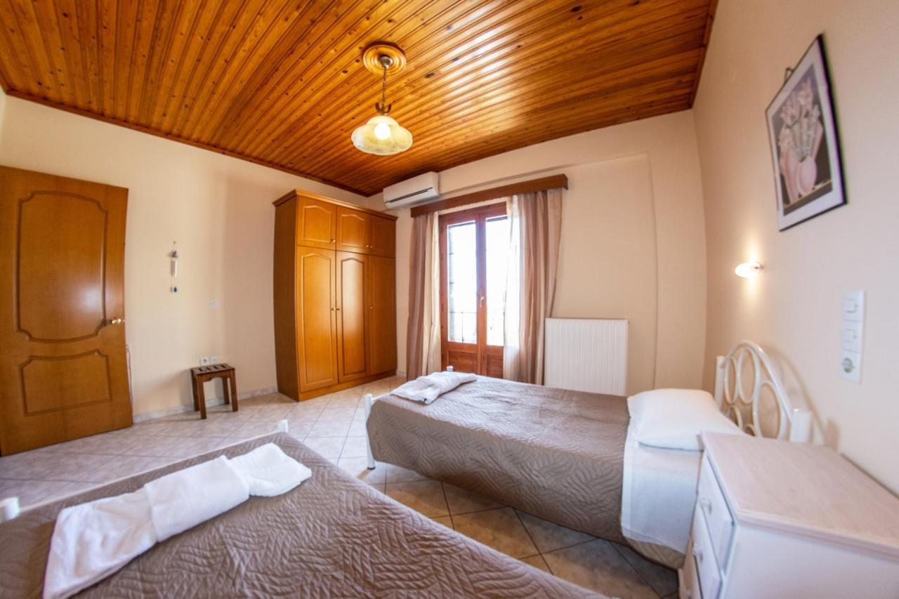 Kapetanios Apartments Agios Stefanos Avliotes  Bagian luar foto