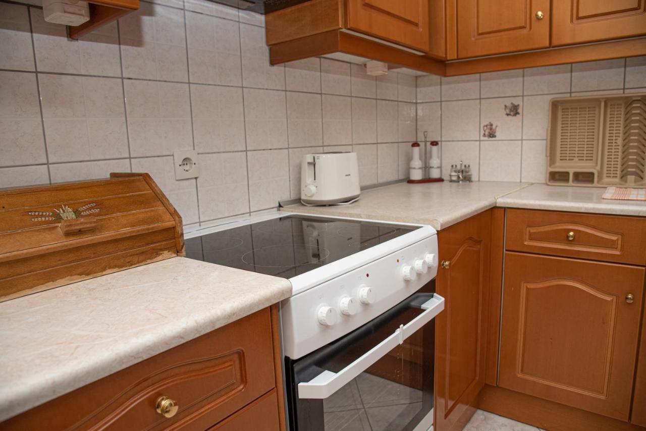 Kapetanios Apartments Agios Stefanos Avliotes  Bagian luar foto