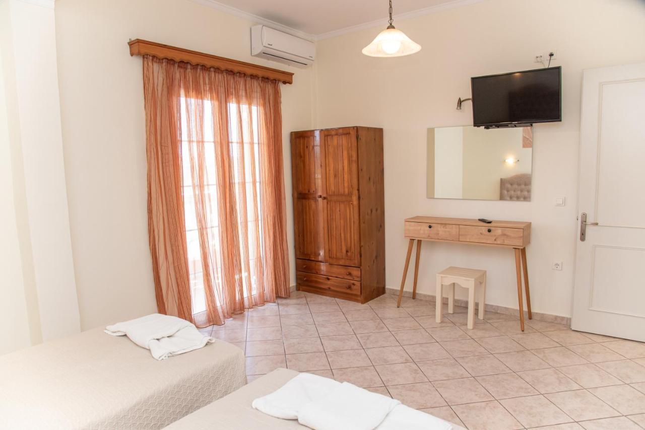 Kapetanios Apartments Agios Stefanos Avliotes  Bagian luar foto